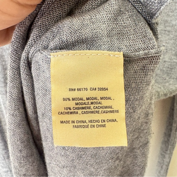 Anthropologie MOTH Womens XS Lightweight Pullover Sweater Cashmere Gray Casual - Picture 7 of 10